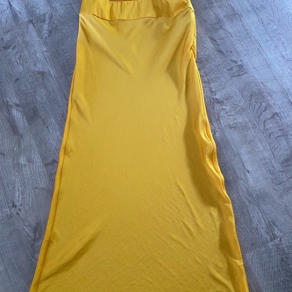 New with tags Free People Normandi 
Size 0 honey/meil/yellow
100% polyester Midi - Picture 8 of 11